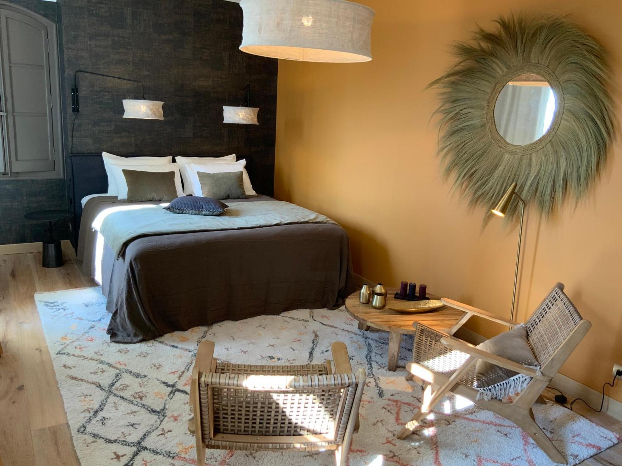 La Bastide Des Grands Chenes Bed & Breakfast Lambesc Room photo